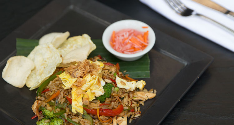 Nasi goreng is one of the Balinese specialties served during your yoga retreat at Oneworld Retreats in Ubud, Bali.