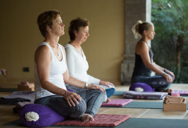oneworld retreats - meditation session